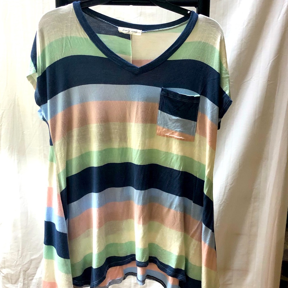 Ladies medium color blocked shark bite shirt